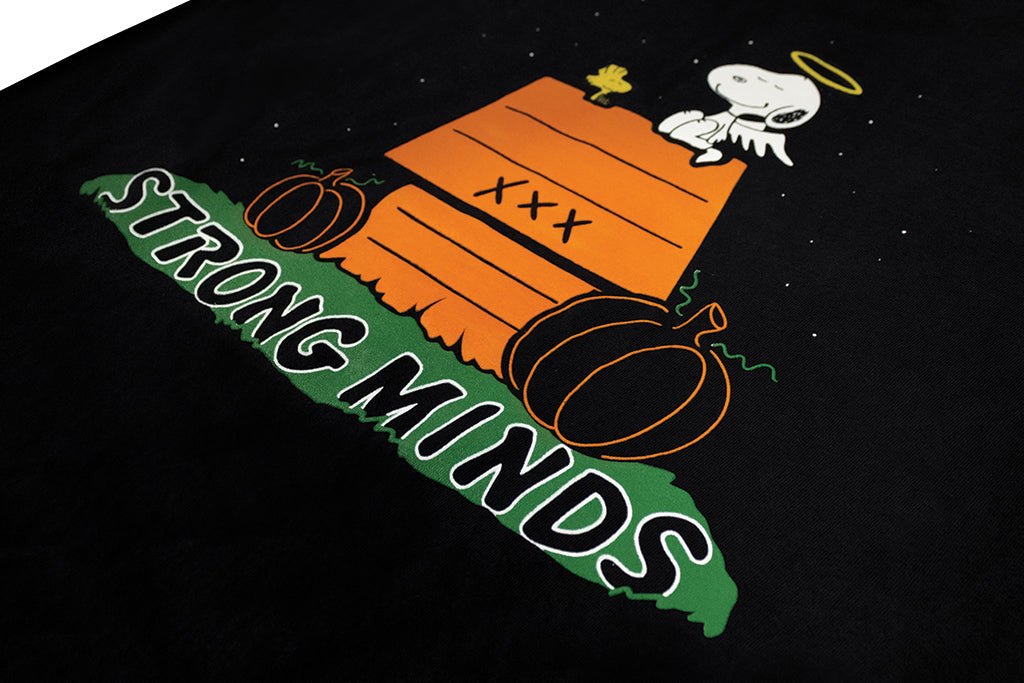 Snoopy & Woodstock Tee Detail